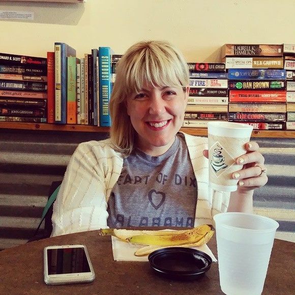 Meet your Posher, Lacey - Picture 1 of 1